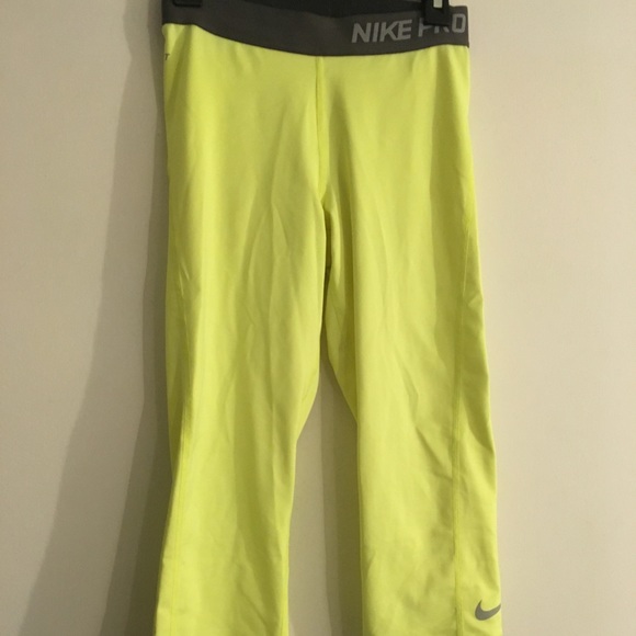 NIKE PRO Hypercool DRI FIT Capris Pants Sz XS